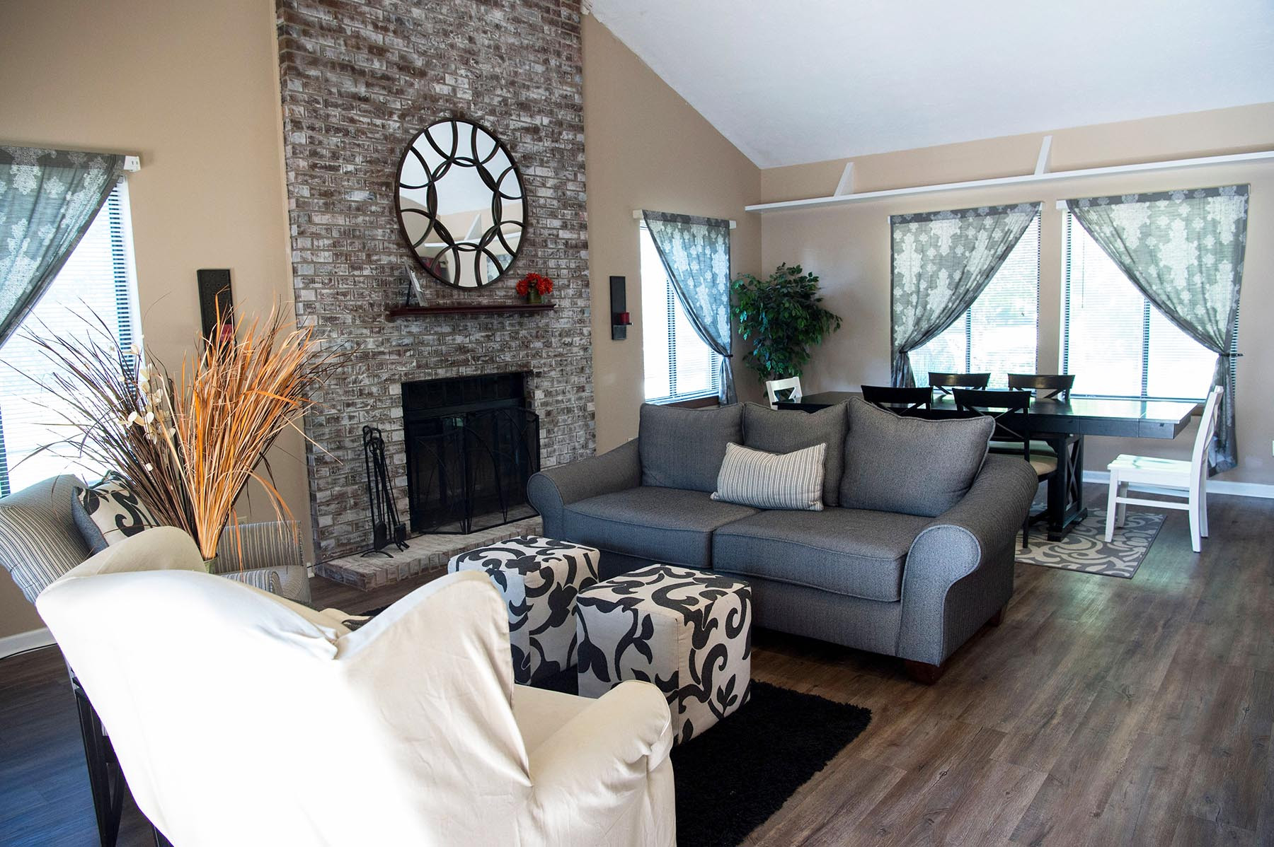 CAMBRIDGE PLACE APARTMENTS